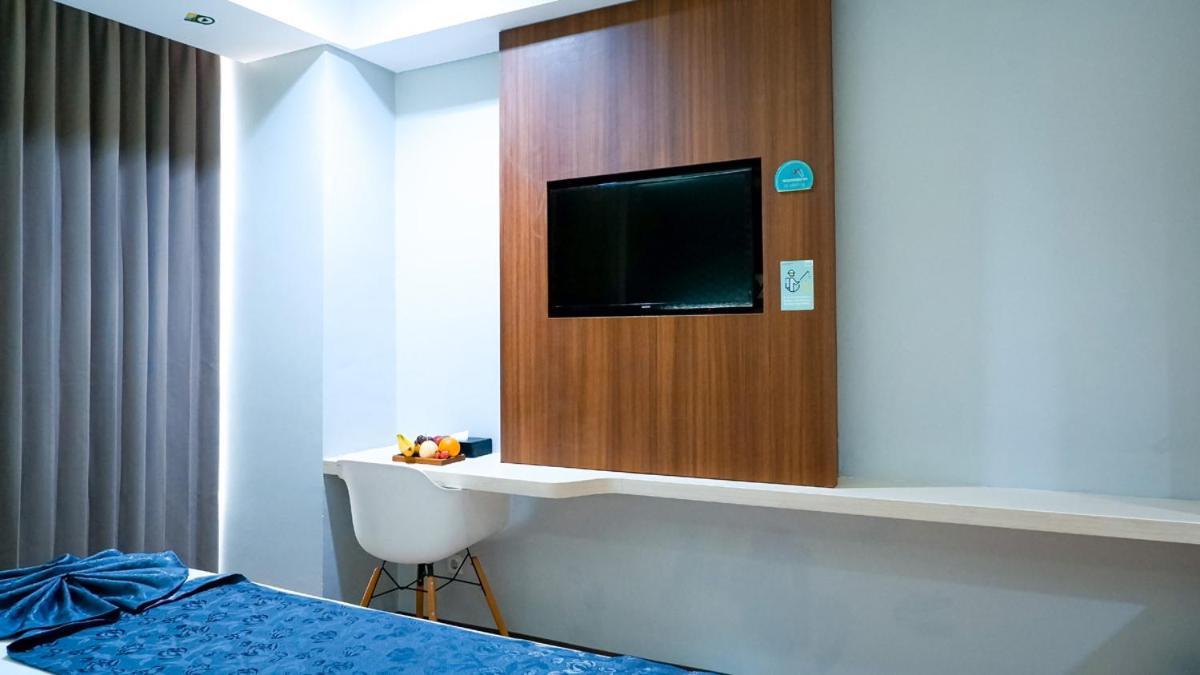 Hotel Ayola Sunrise Mojokerto Extérieur photo