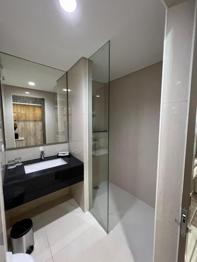 Hotel Ayola Sunrise Mojokerto Extérieur photo